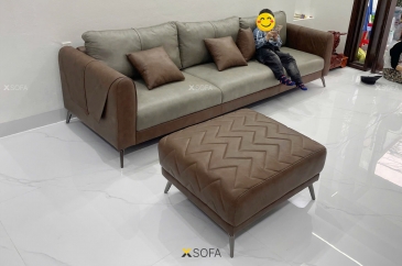 Sofa văng bọc da bò tại nhà anh Trung ở Tp Hải Phòng